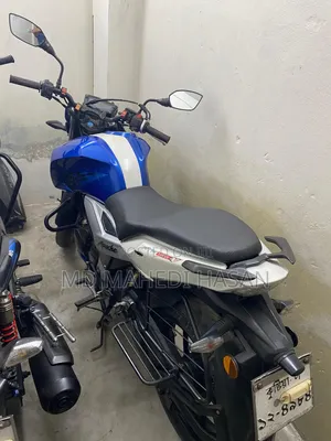 TVS Apache 160 4V 2020 Blue