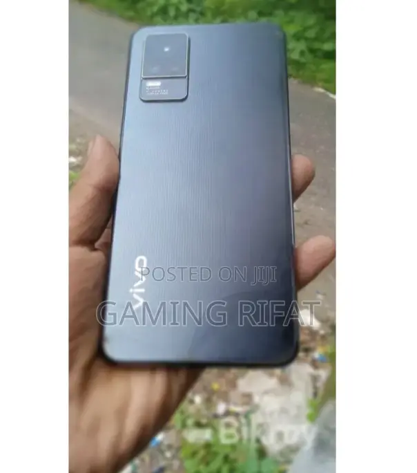 Vivo V21e 128 GB Black