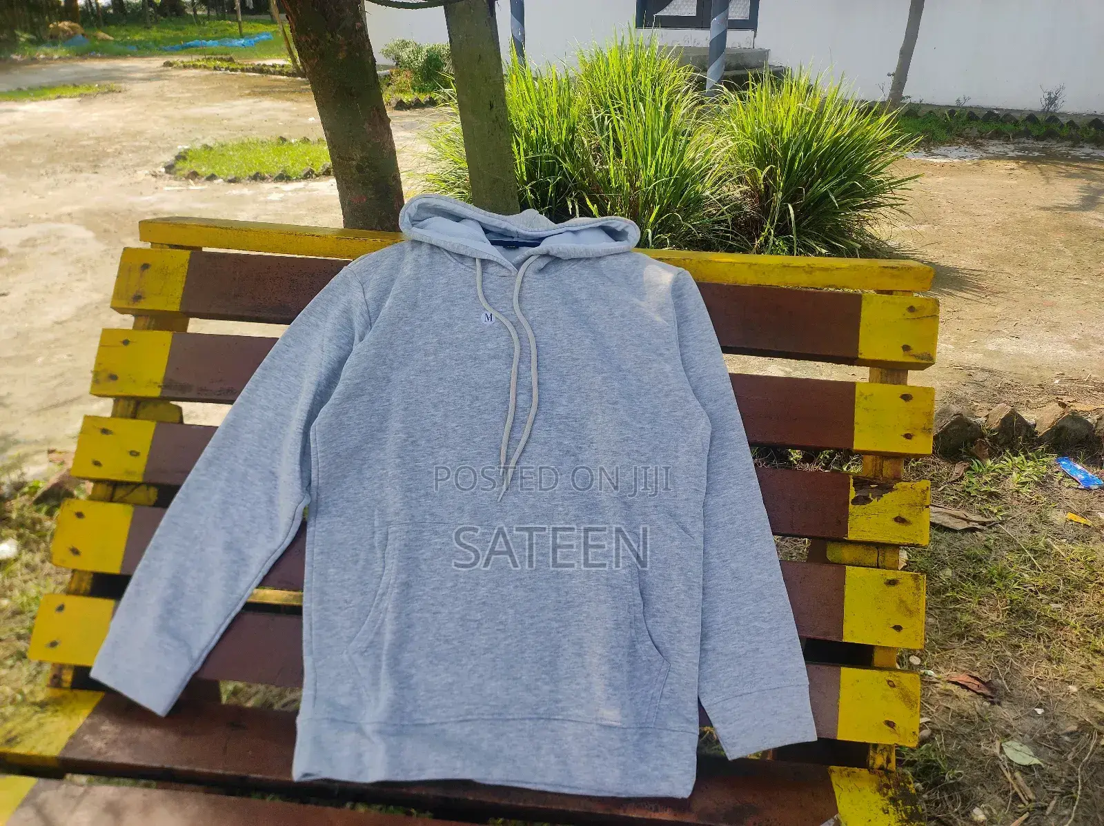 Premium Comfortable Hoodies/Sweatshirts