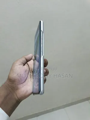 Photo - Tecno Camon 40 Pro 256 GB Blue