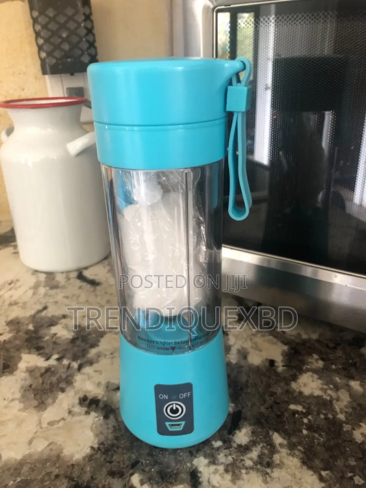 Electric Usb-rechargeable Mini Blender Fresh Juice Anywhere, Anytime!