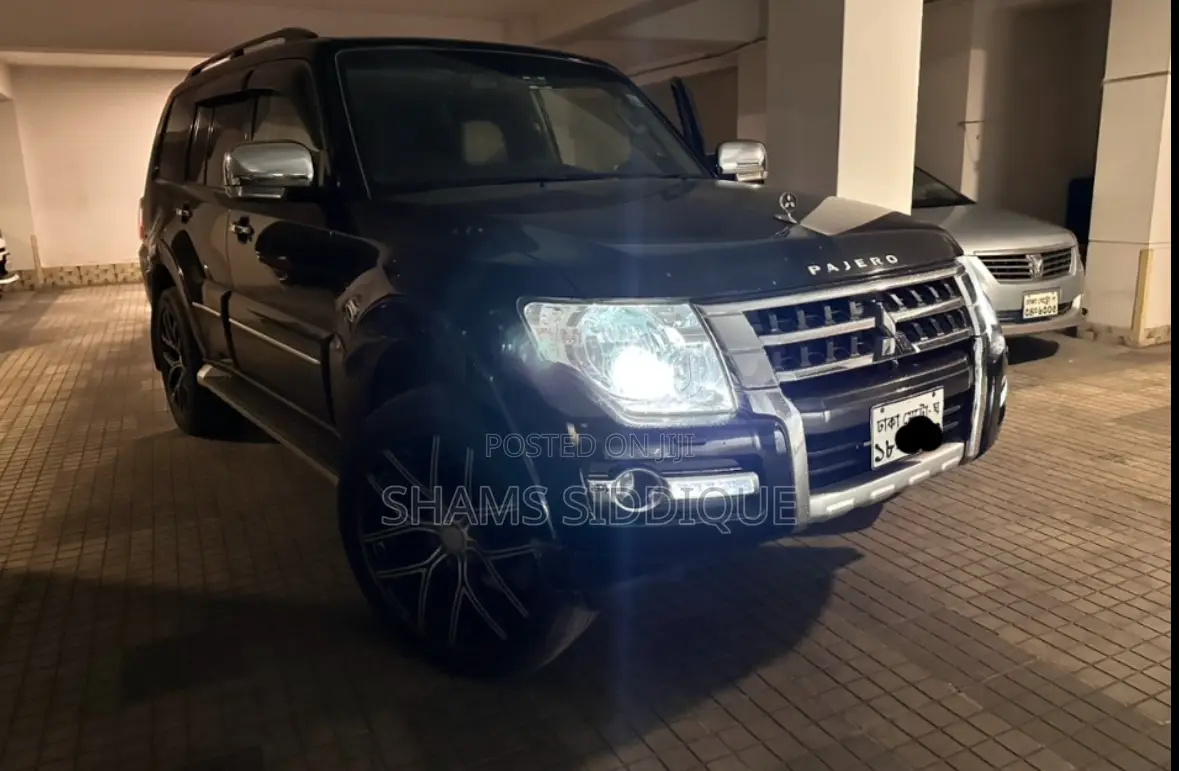 Mitsubishi Pajero V90 3.0 V6 GLS/GLX 2018 Black