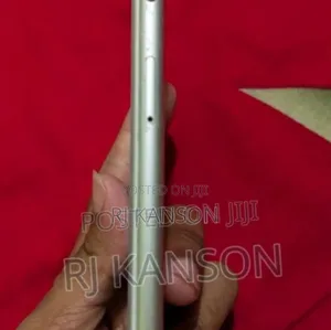 Apple iPhone 6s 128 GB Silver