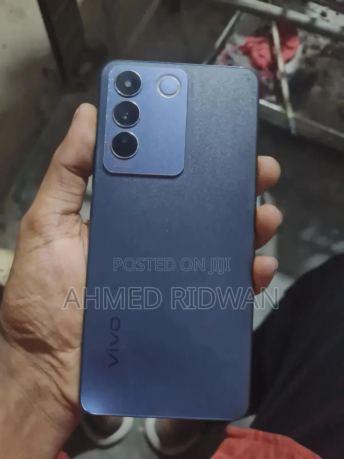 New Vivo V27e 256 GB Blue