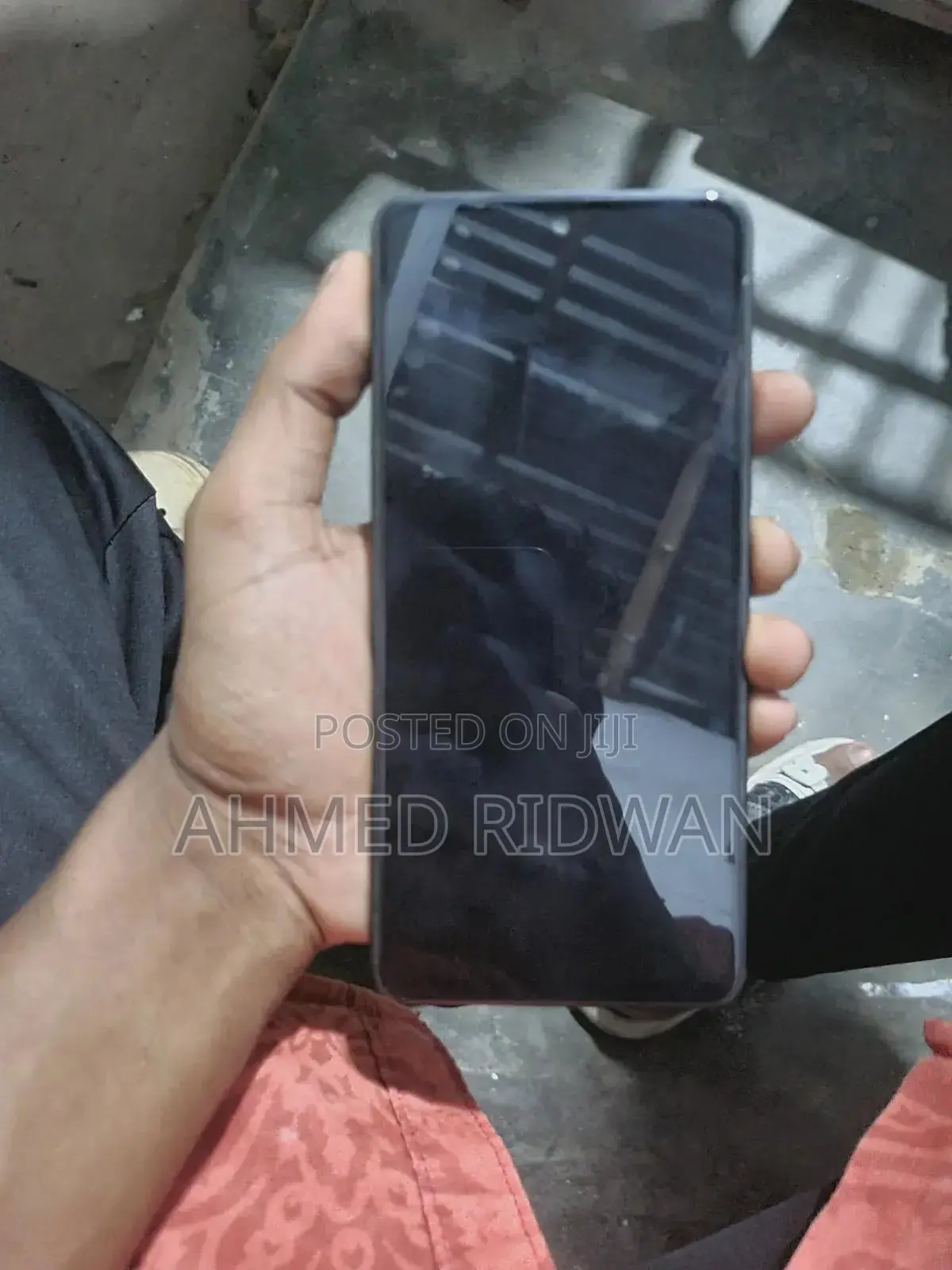 New Vivo V27e 256 GB Blue