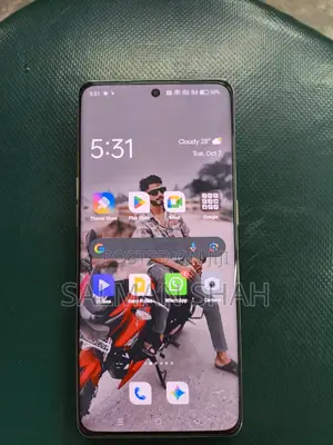 Photo - Oppo Reno9 Pro 256 GB Gray
