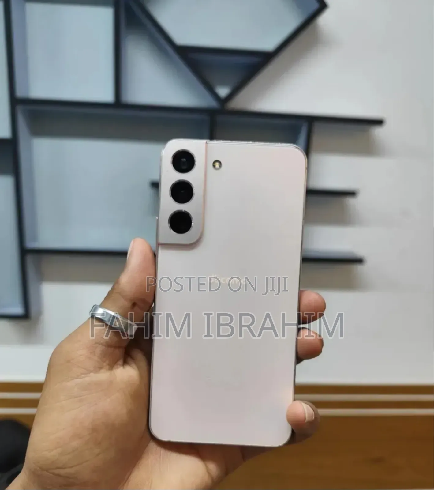 Samsung Galaxy S22 5G 256 GB Gold