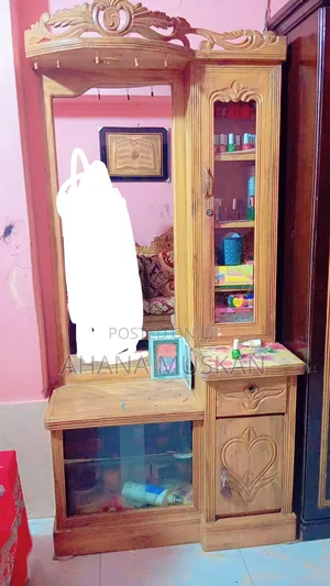 Photo - Dressing Table