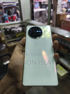 Tecno Spark 20 Pro Plus 256 GB White