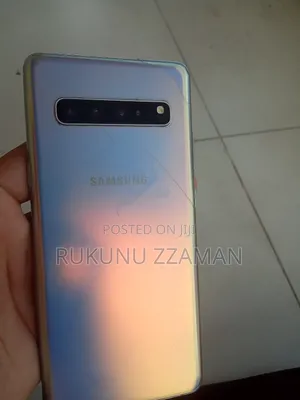 New Samsung Galaxy S10 5G 256 GB
