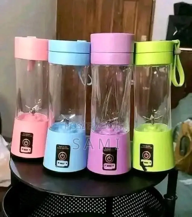 Electric Usb-Rechargeable Mini Blender - Fresh Juice Anytime!