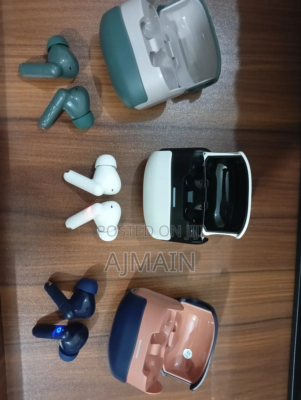 W919 Bluetooth Earphones