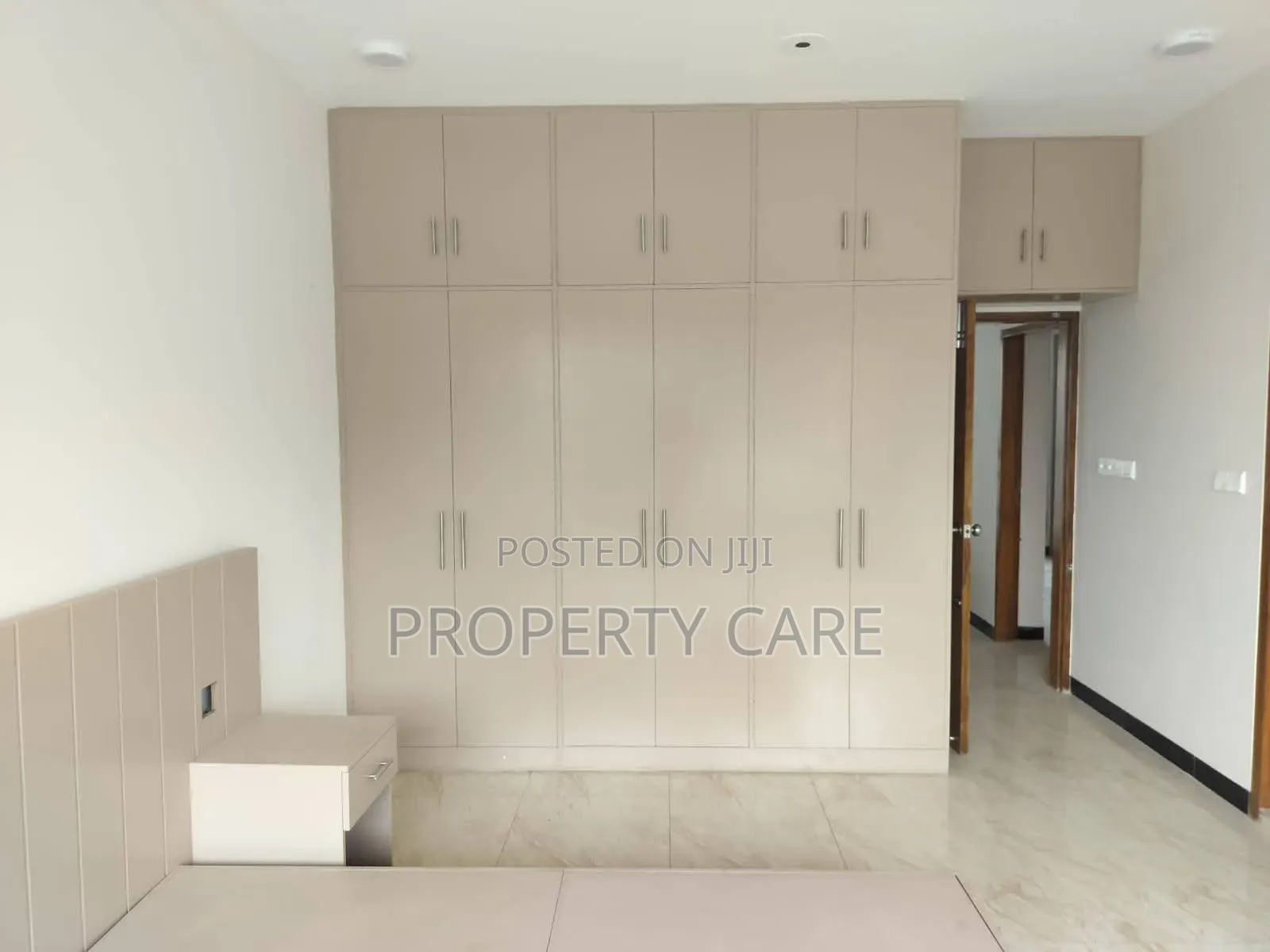 4bdrm Apartment in Gulshan for Rent