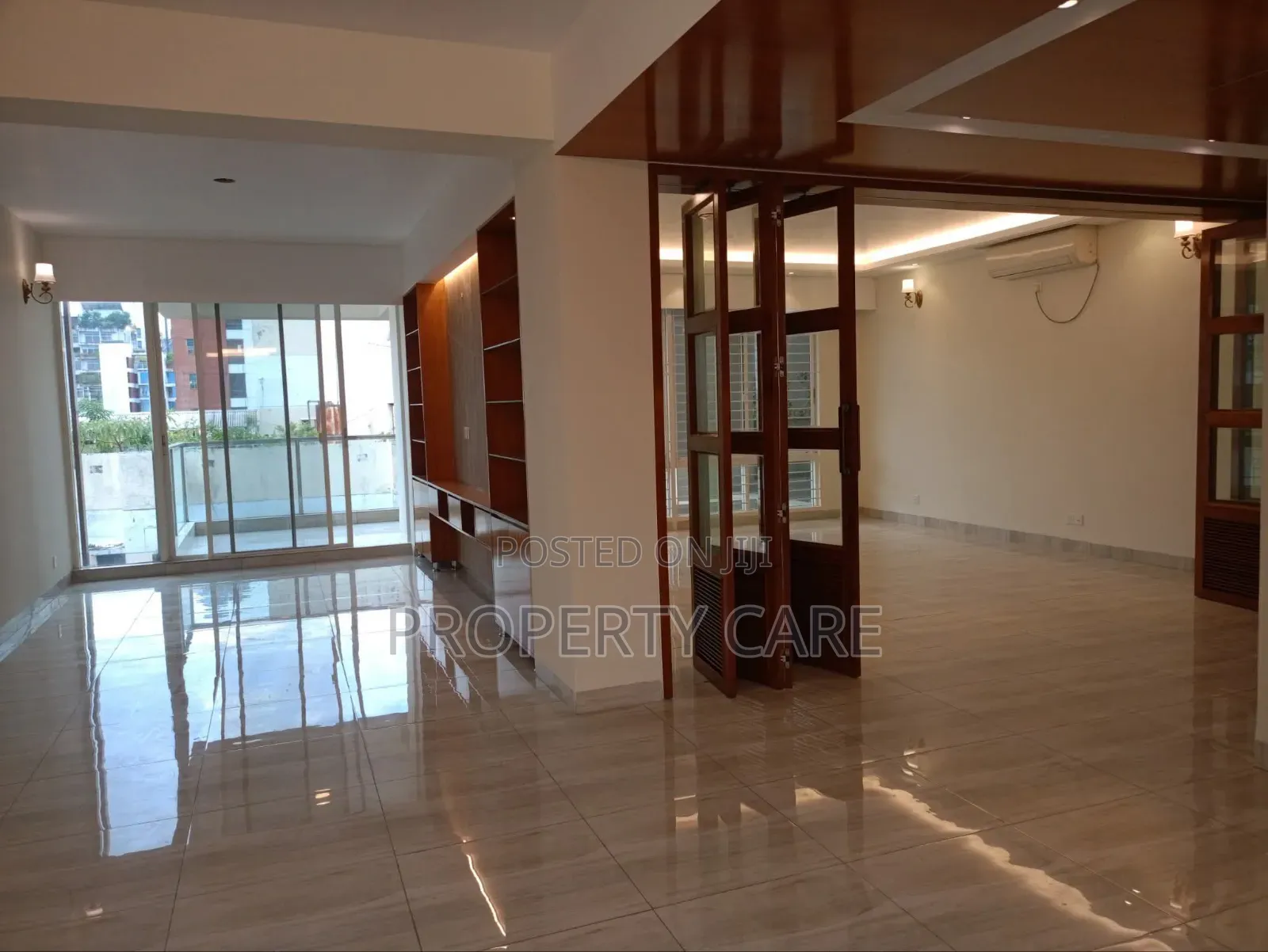 4bdrm Apartment in Gulshan for Rent