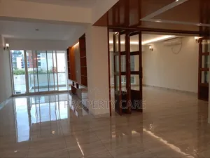 4bdrm Apartment in Gulshan for Rent