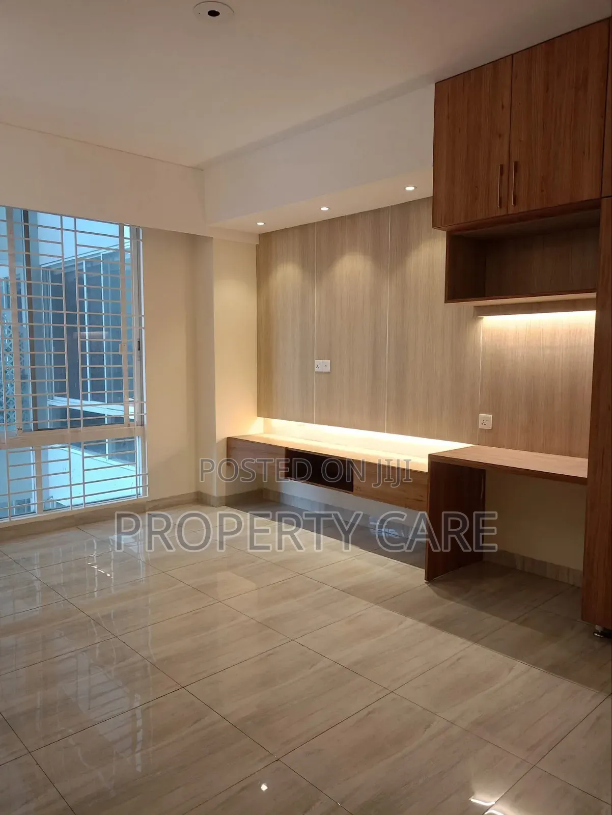 4bdrm Apartment in Gulshan for Rent