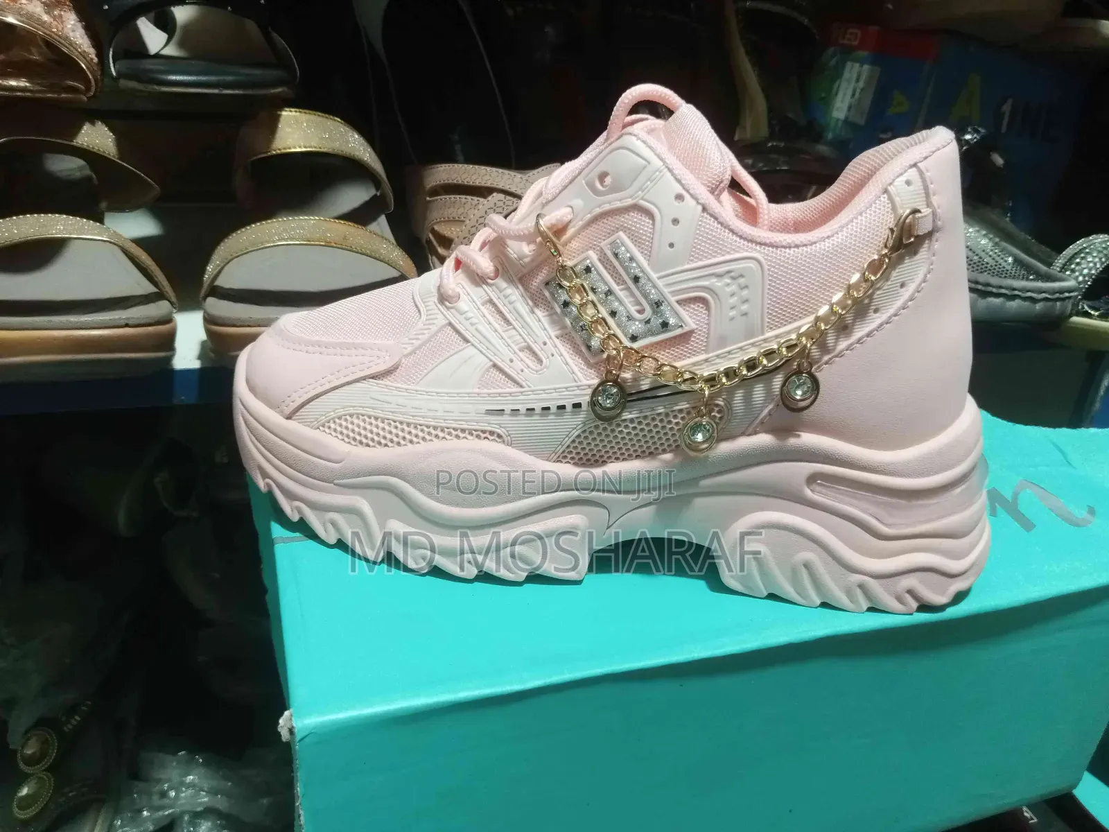 Ladies Joggers Shoes Sale
ব্যান্ড: China Fashion