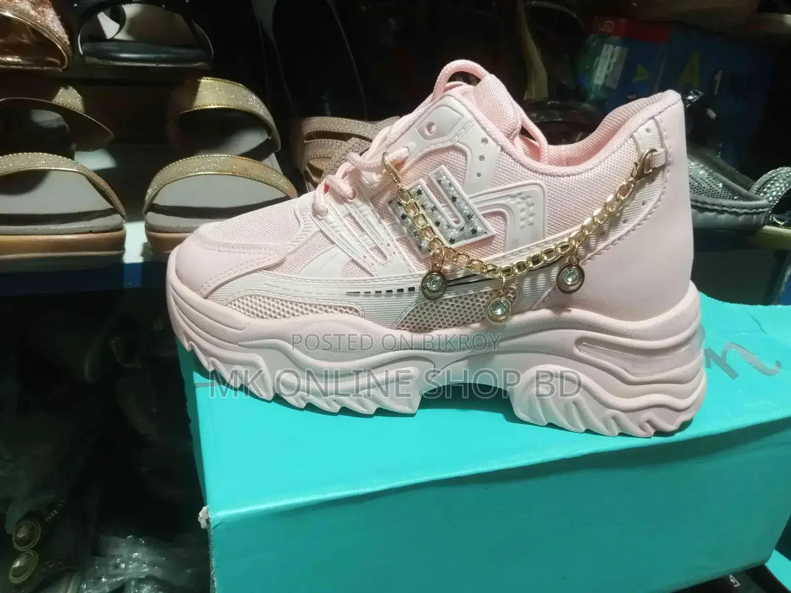 Ladies Joggers Shoes Sale
ব্যান্ড: China Fashion