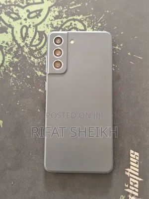 Photo - Samsung Galaxy S21 FE 5G 128 GB Black