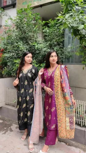 Photo - Women's Three Piece