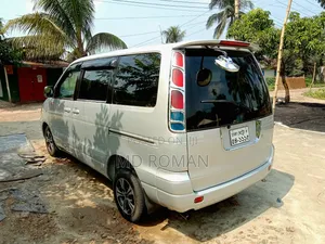 Toyota Noah 2.0 AWD (8 Seater) 2001 Silver