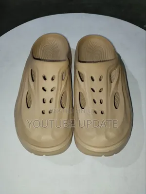 Slippers(Gen's) 2025 "New Arrival"