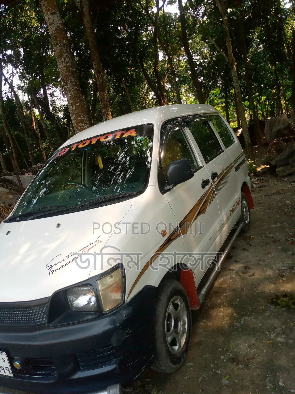 Toyota Previa 1998 White