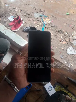 Realme C53 (India) 128 GB Silver