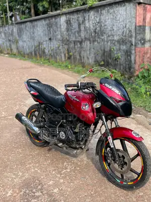 Bajaj Pulsar 150 2011 Red