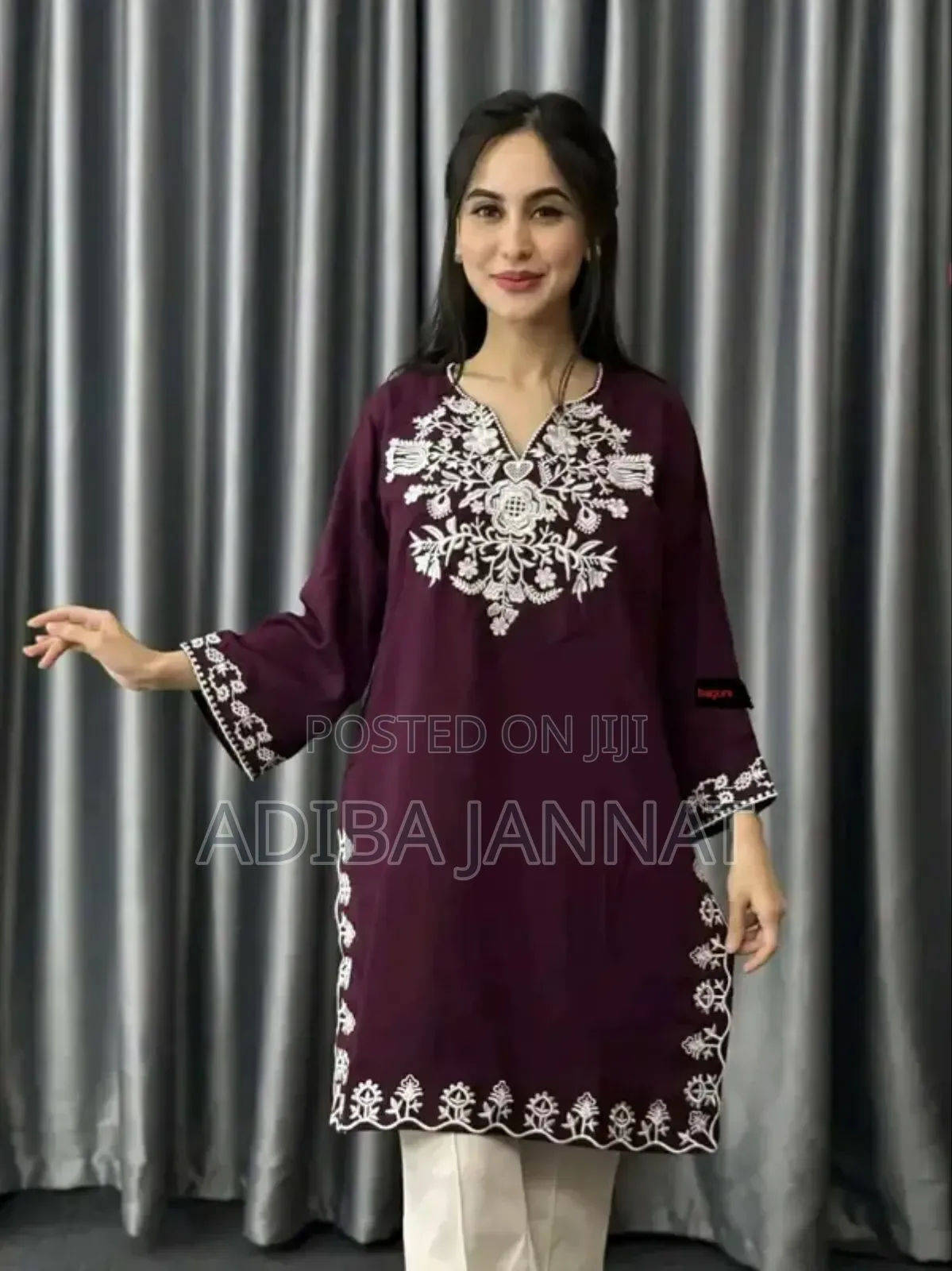 Embroidery Micro Butter Two Peace
Body:Micro Butter With Embroidery