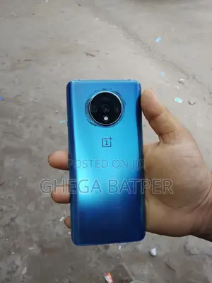 Photo - OnePlus 7T 128 GB Blue
