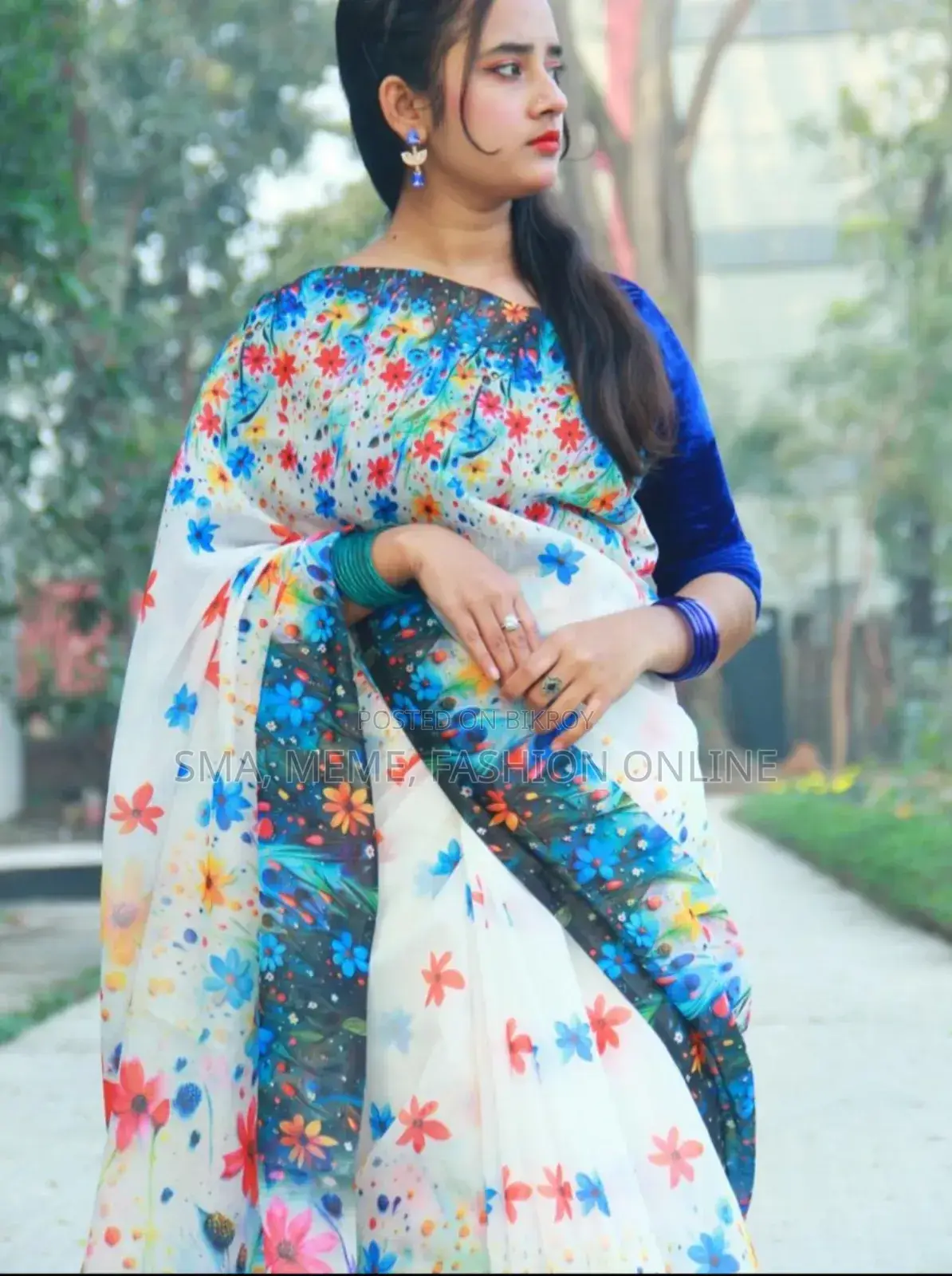 হাফ সিল্ক শাড়ী