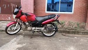 Yamaha 2009 Red