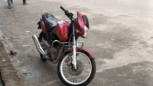 Yamaha 2009 Red