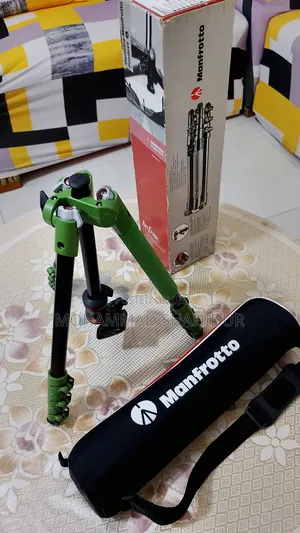 Befree Aluminum Travel Tripod With Ball Head Brand New Condition.