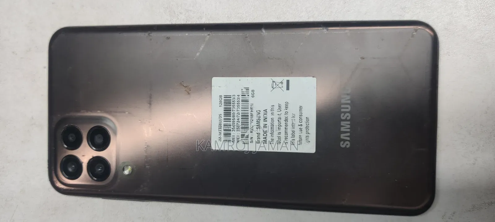 Samsung Galaxy M33 128 GB Gold