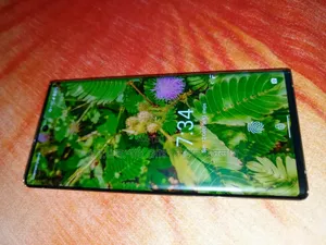 New Fujitsu Arrows NX9 F-52a 128 GB Rose Gold