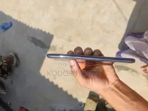 Photo - Samsung Galaxy A70 128 GB Black