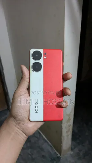 Photo - Vivo iQOO 256 GB