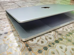 Laptop Apple MacBook Pro 2023 M2 Pro 14-Inch 16GB SSD 512GB