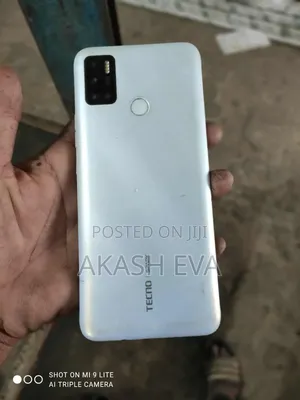 Photo - Tecno Spark 6 Air 64 GB White