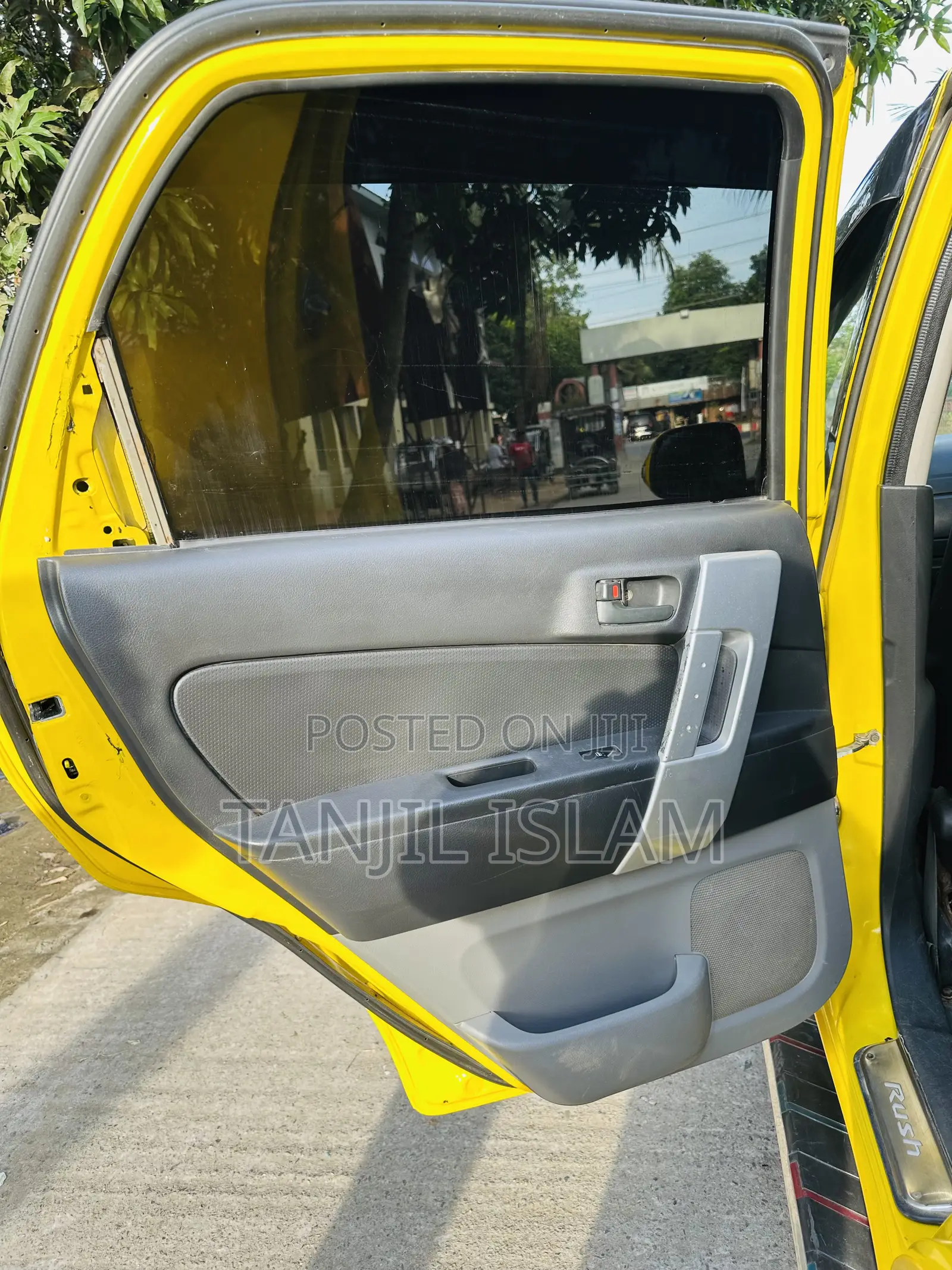 Toyota Rush 1.5 AWD 2007 Yellow