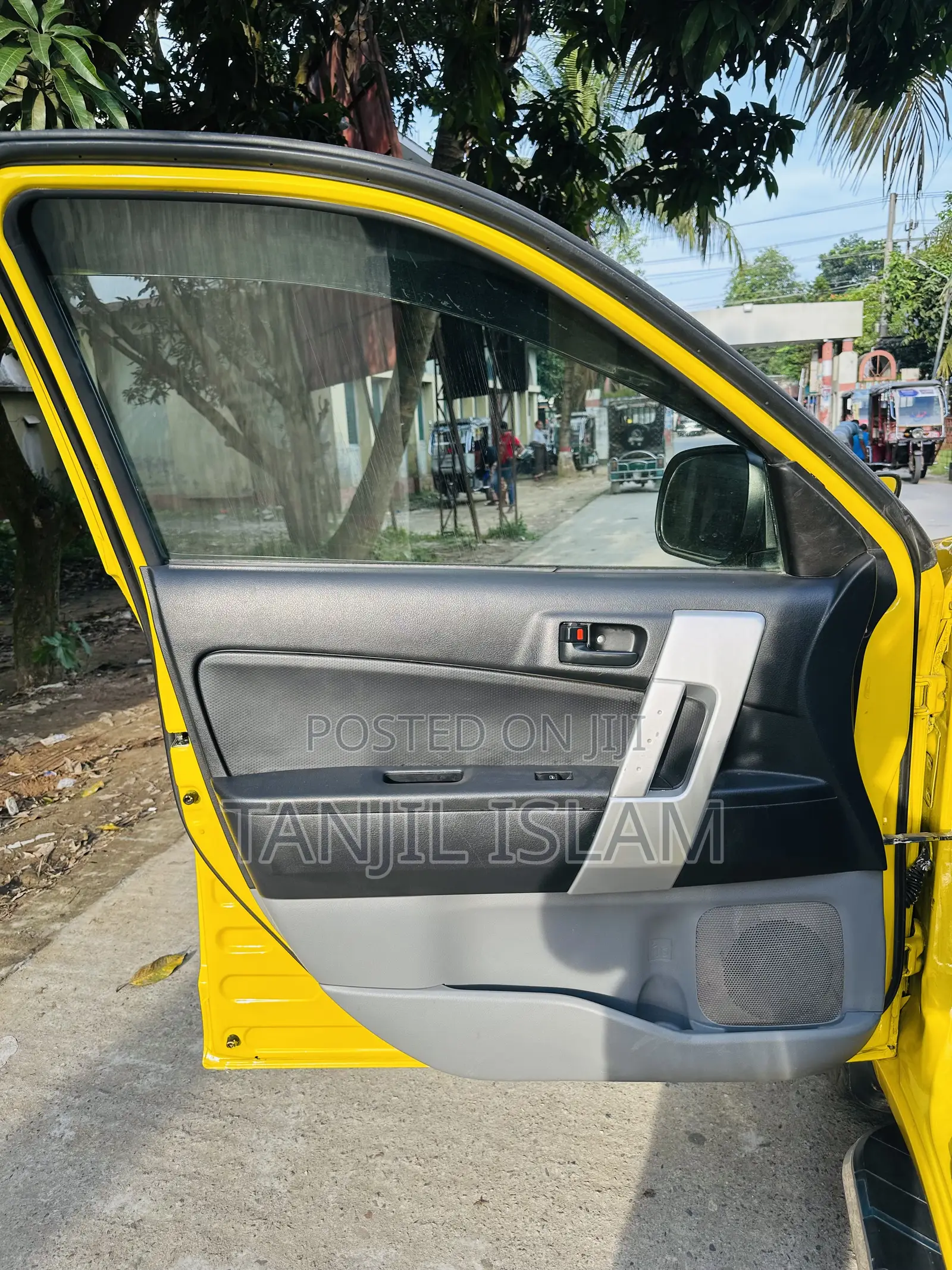 Toyota Rush 1.5 AWD 2007 Yellow