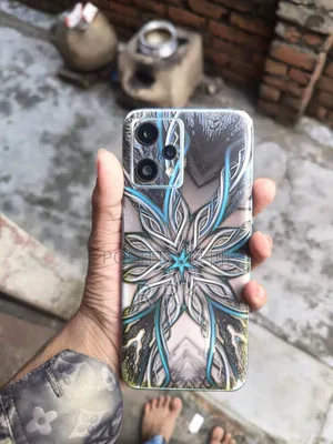 Photo - Realme 9 Pro 128 GB Pink