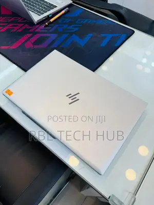 Laptop HP EliteBook 830 G8 16GB Intel Core I7 SSD 512GB