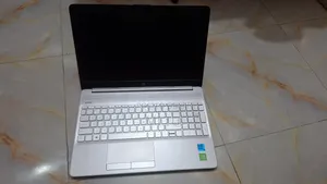 Laptop HP 15-Dw0037wm 8GB Intel Core I5 HDD+SSD 1T