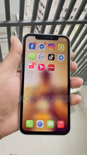 Photo - Apple iPhone 11 128 GB White