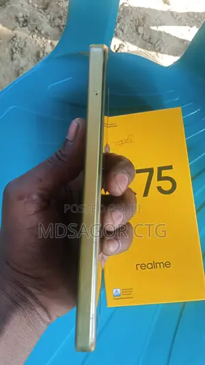 Photo - New Realme C75 128 GB Gray