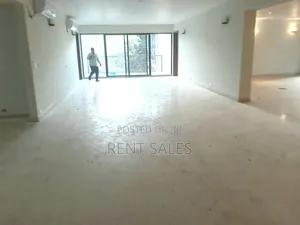 4bdrm Apartment in Gulshan for Sale