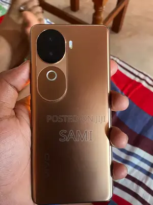 New Vivo V40 5G 512 GB